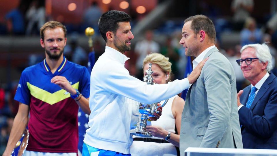 Roddick, Novak Đoković 5.jpg