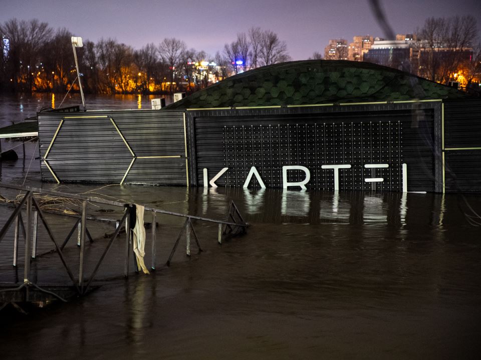 Potonuo splav Kartel (15 of 20).jpg