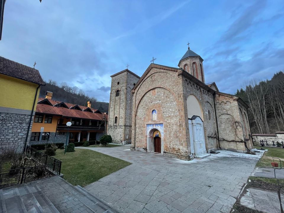 manastir Rača