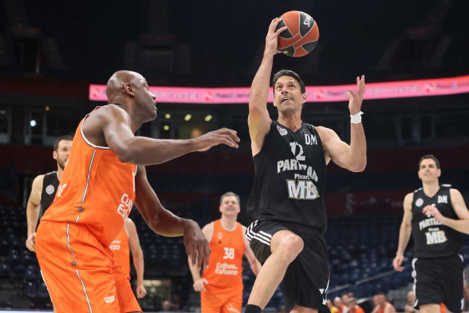 Partizan - Valensija veterani (1).JPG