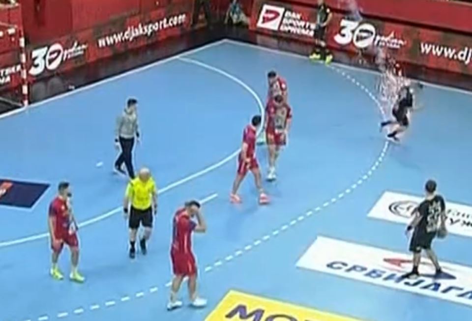 haos na rukometu vojvodina partizan(1).png