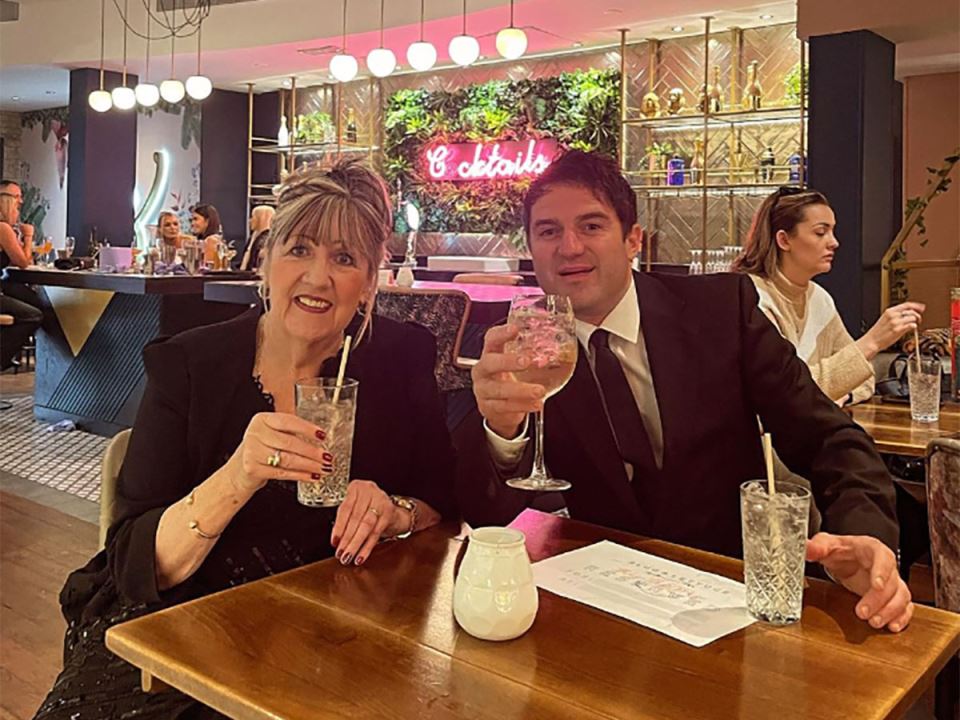 Džordž Gibli (1).jpg