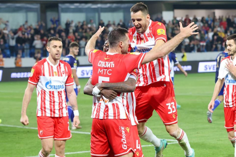 Crvena Zvezda Vojvodina  (1).jpg