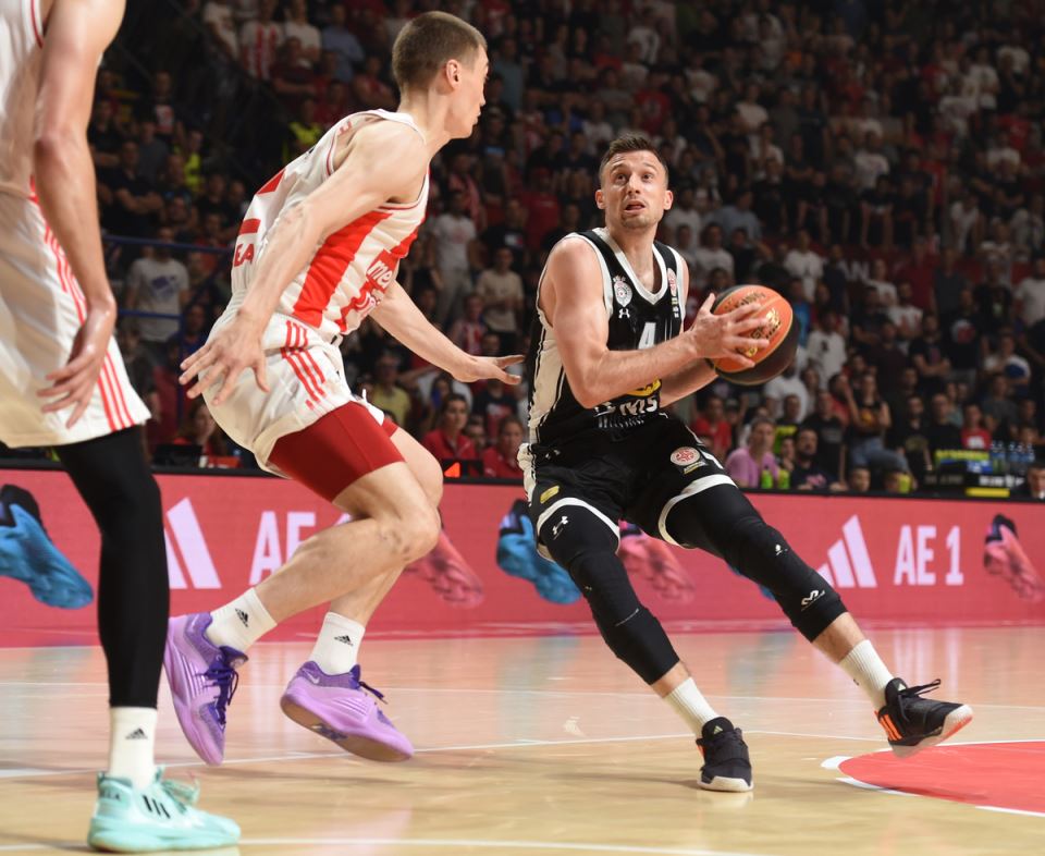 CRVENA_ZVEZDA_vs_PARTIZAN_120.jpg