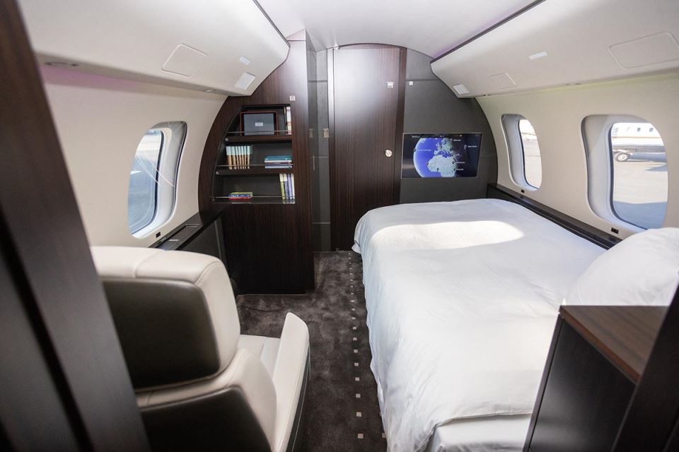 Bombardier 7500 private jet (1).jpg