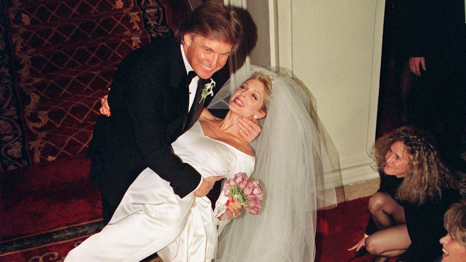 Bivša ljubavnica Donalda Trampa Marla Mejpls na inauguraciji