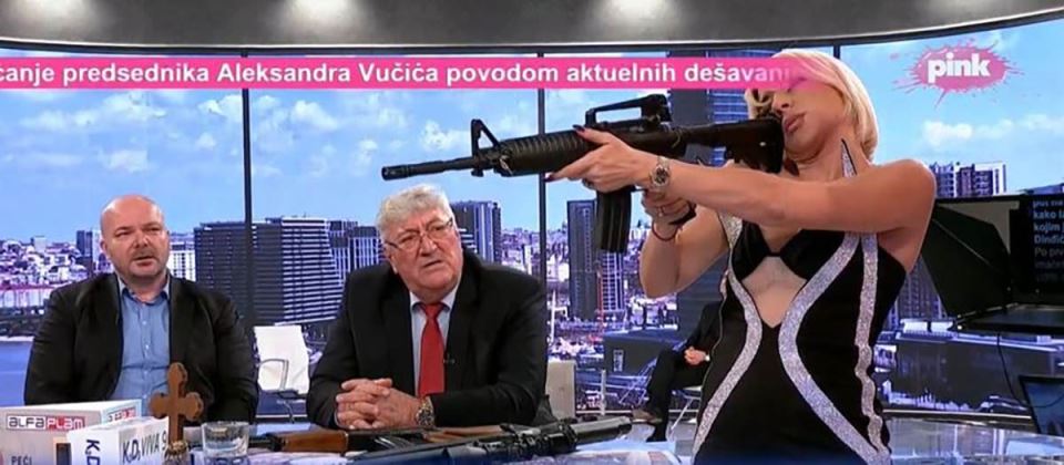 Jovana Jeremić, snajper (3).jpg