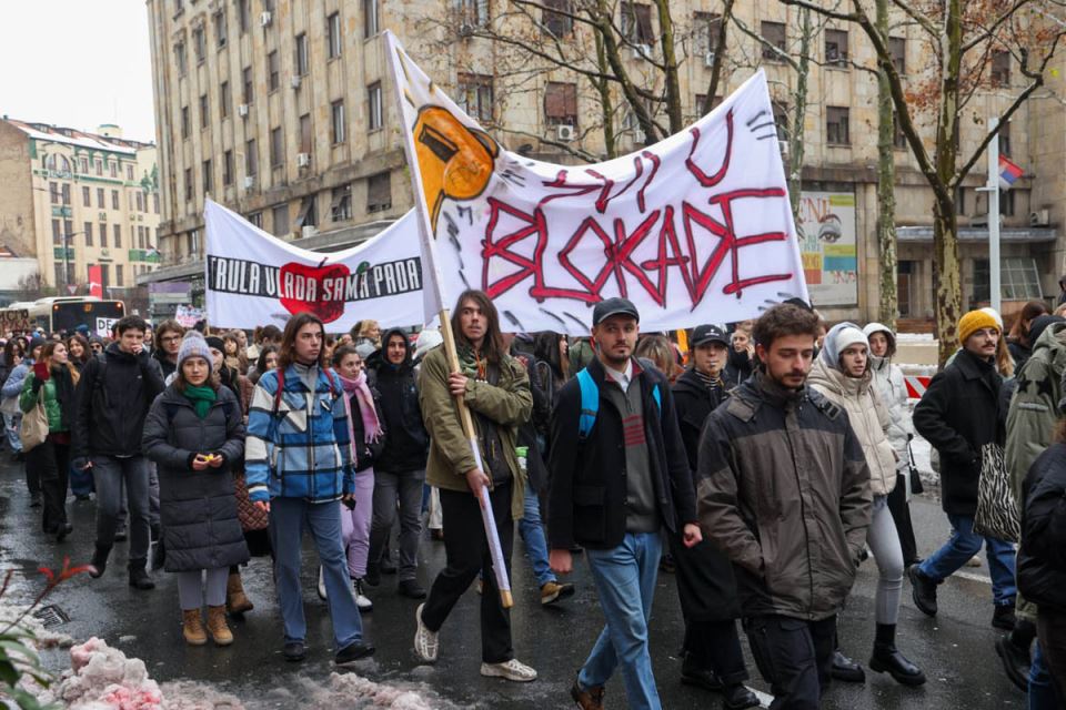 protest studenata skupština beograda 14.jpg