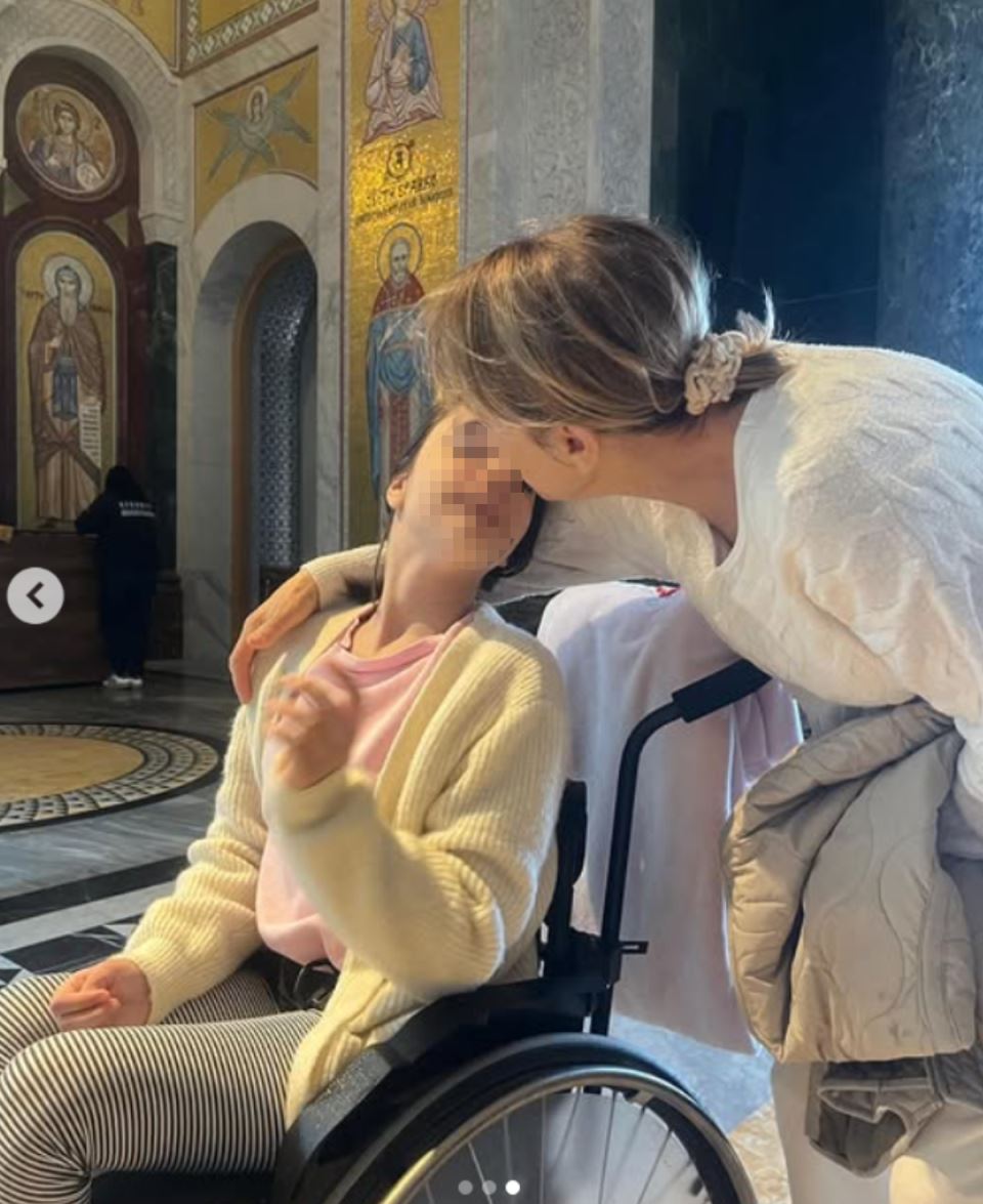 Bilja Krstić sa unukom