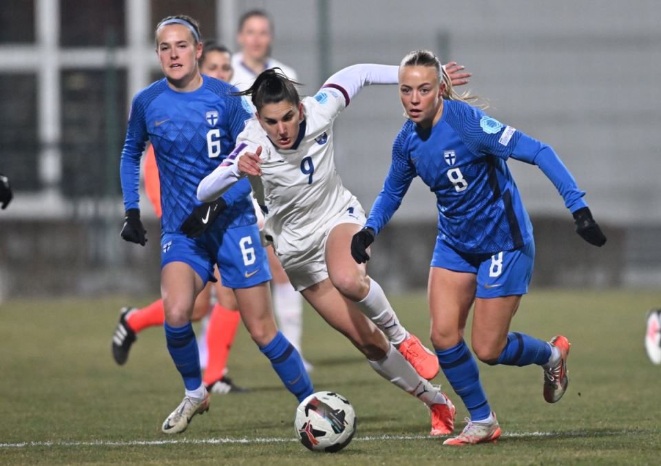 Srbija Finska fudbalerke