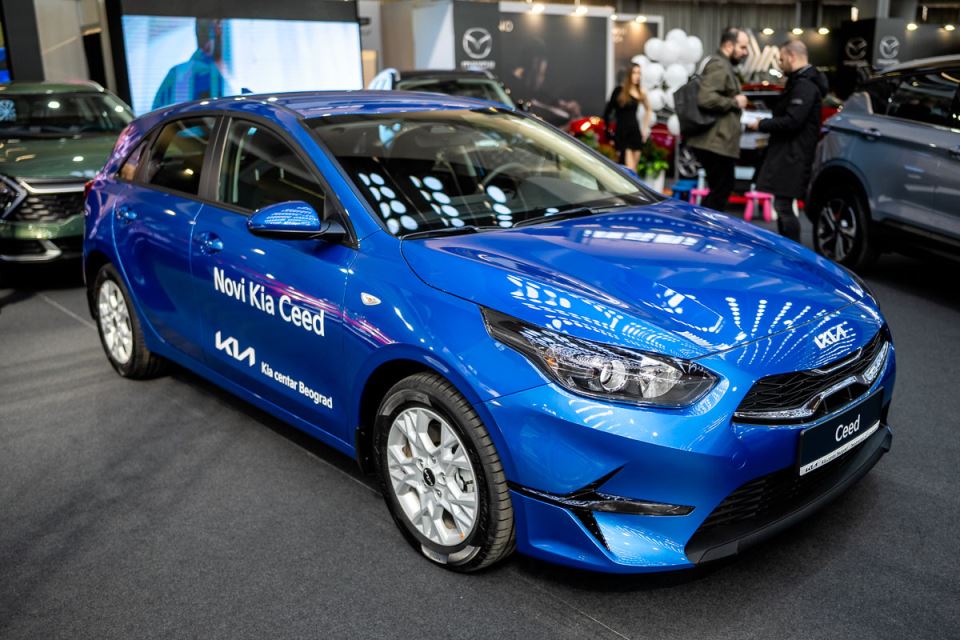 Kia Ceed (2).jpg