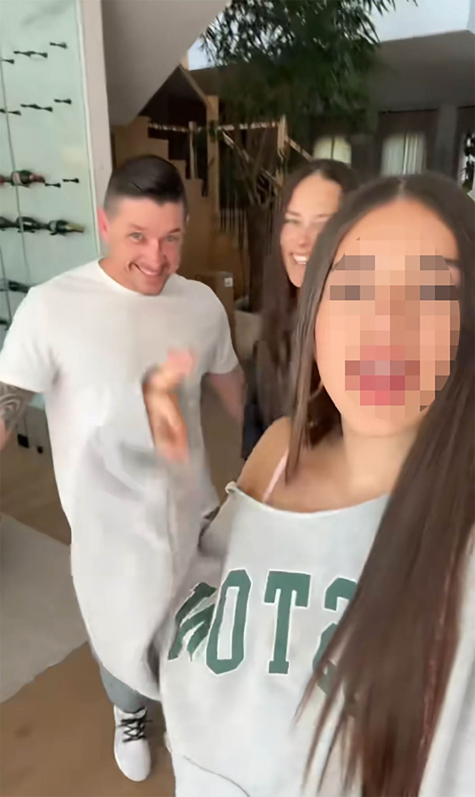 Ćerka Adrijane Lime i Marka Jarića snima se na TikToku kada joj u kadar uđe očuh