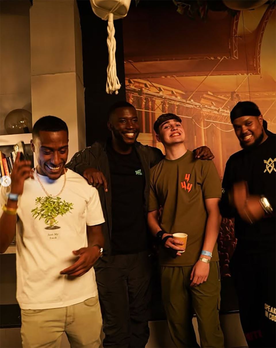 Jang Fili reper (2).jpg