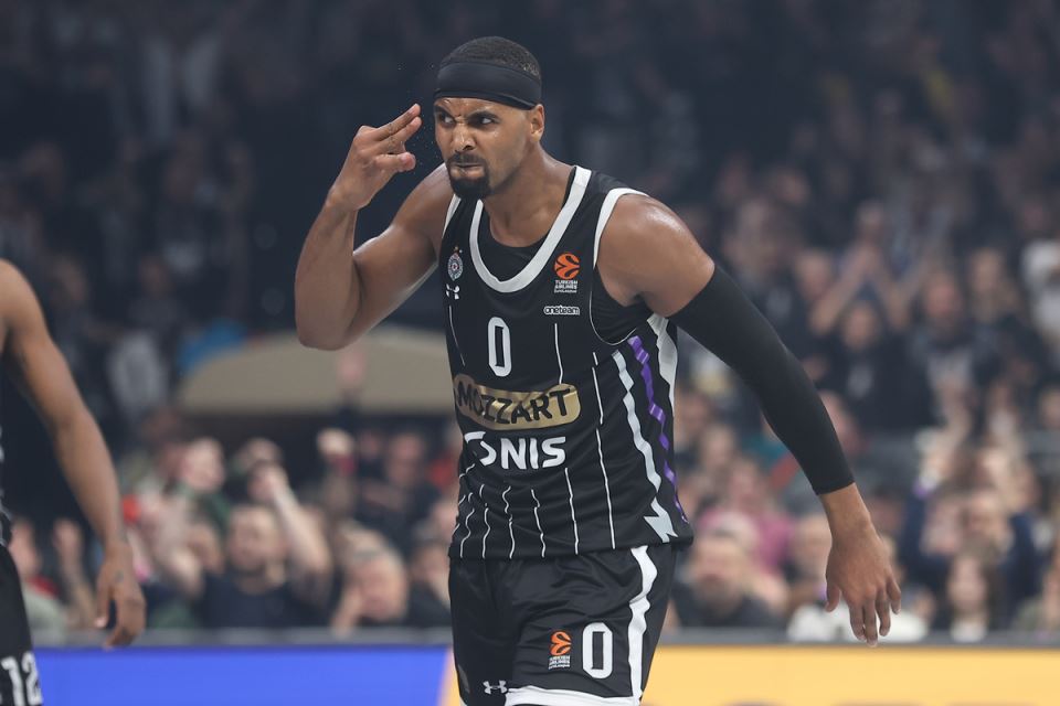 Košarkaš KK Partizan Brendon Dejvis.