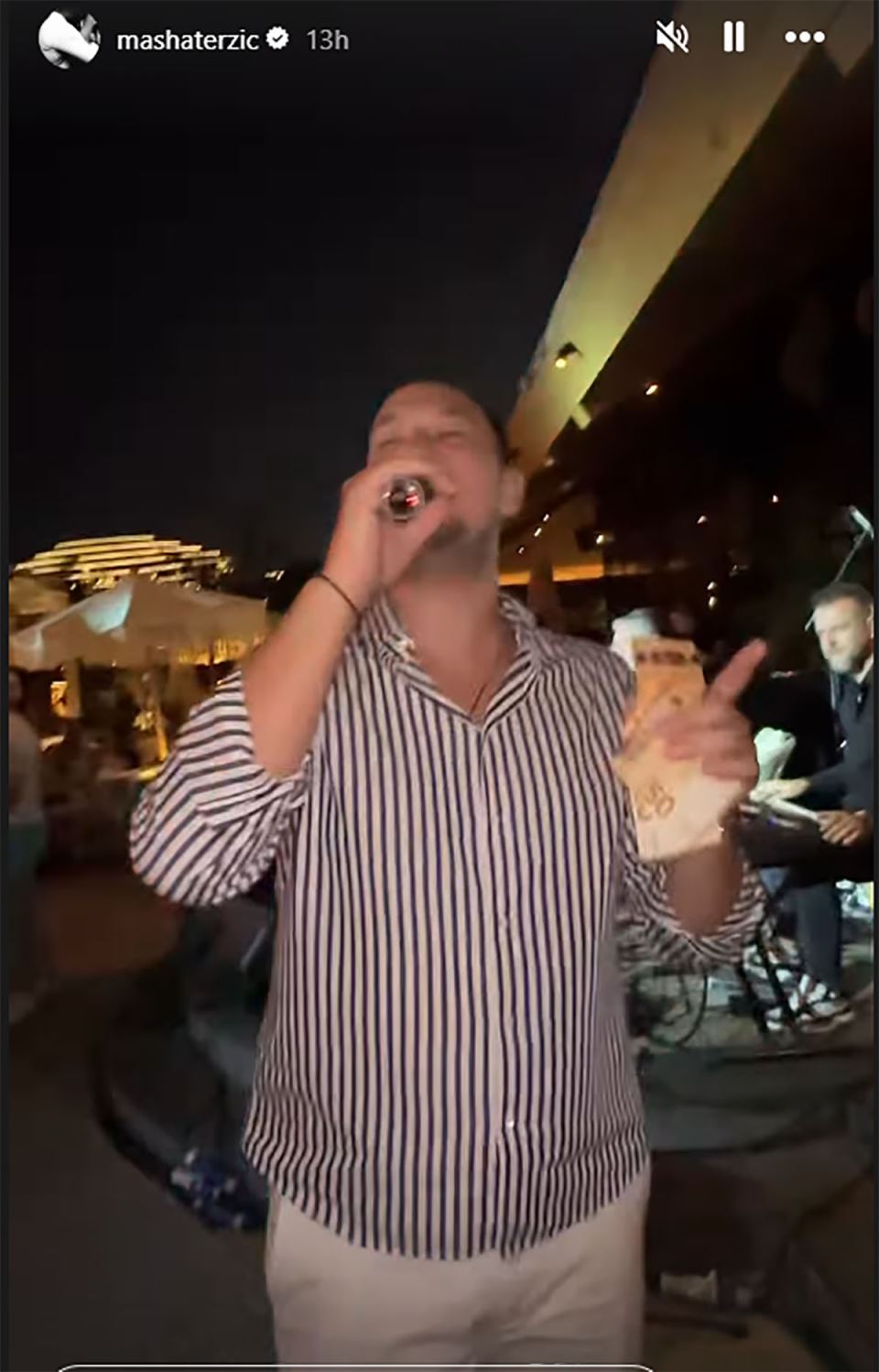 Maša terzić proslava u Dubaiju, Uroš Živković uzima bakšiš