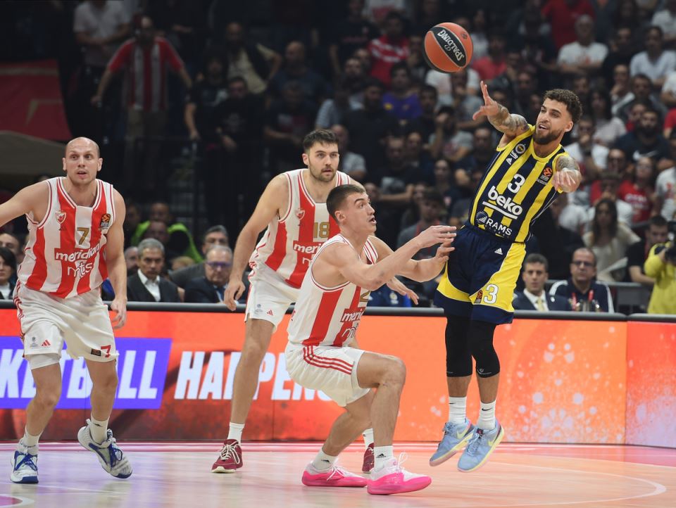 Skoti Vilbekin, košarkaš Fenerbahčea na meču protiv Zvezde