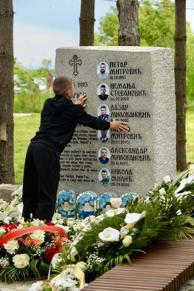 Pomen stradalima u Duboni i Malom Orašju 2.jpg