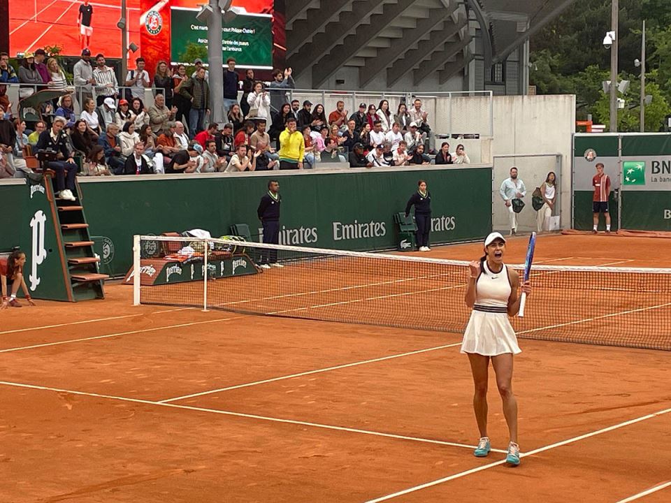 Olga Danilović slavi pobedu (2).jpg