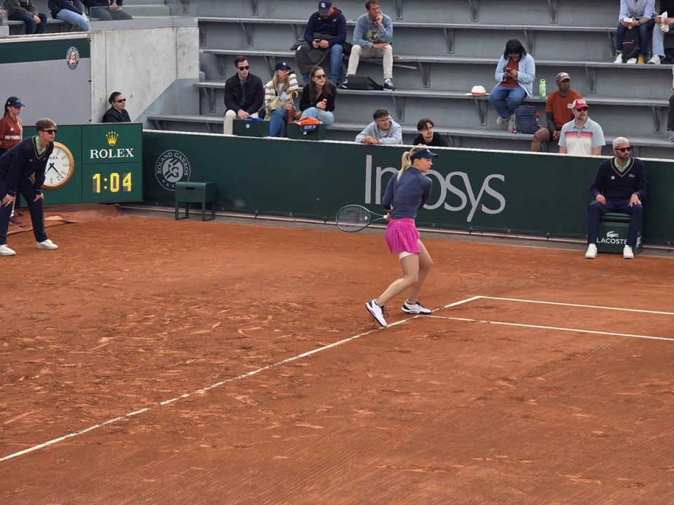 Nina Stojanović predala meč na Rolan Garosu (2).jpg