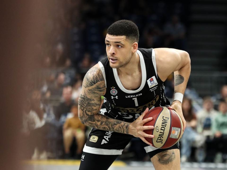 Košarkaš Partizana Ife Lundberg.