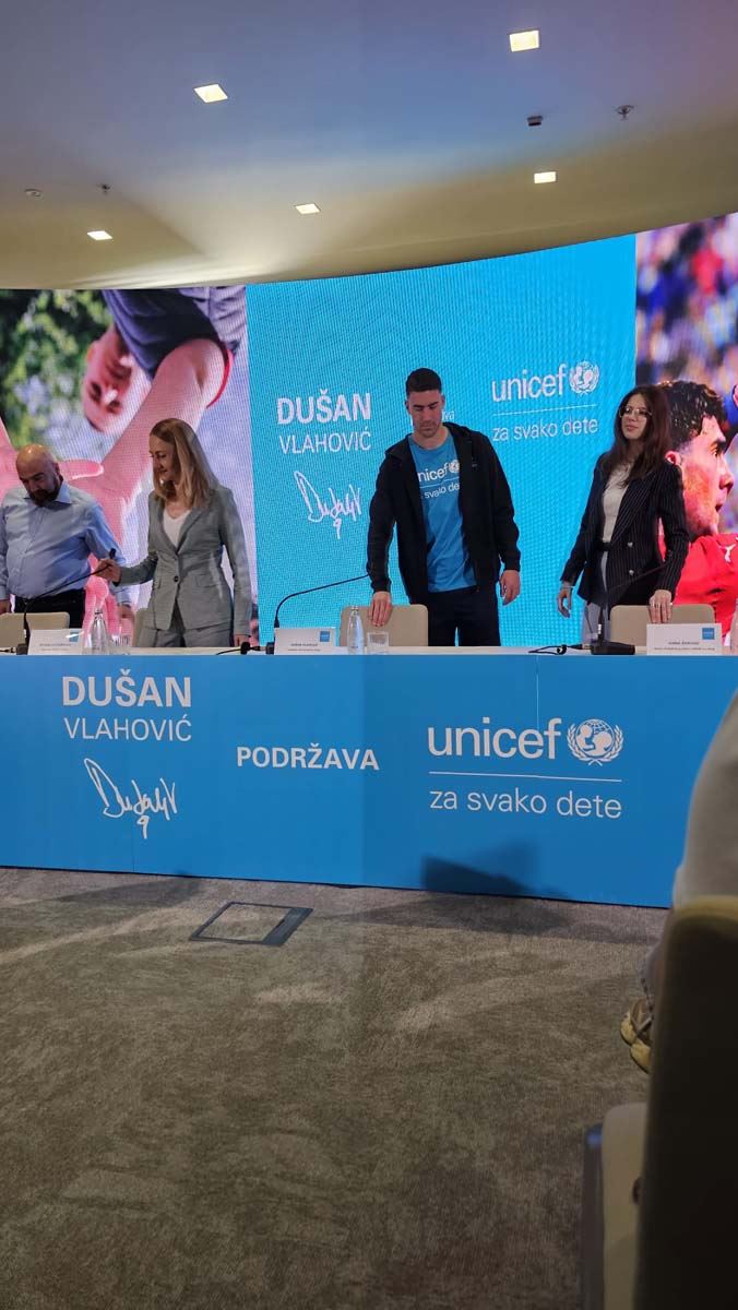 Dušan Vlahović Unicef 1.jpg