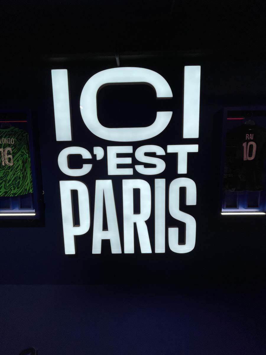 Pariz odbrojava do finala Lige šampiona 11.jpg