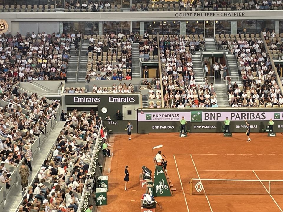 Navijači na meču Đokovića i Mišolića na Rolan Garosu