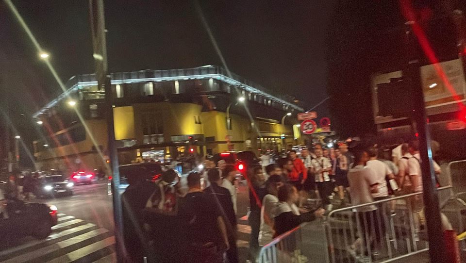 Haos na ulicama Pariza posle osvajanja Lige šampiona MONDO reportaža