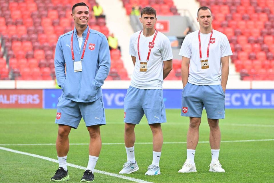 Fudbalska Reprezentacija Srbije 1.jpg