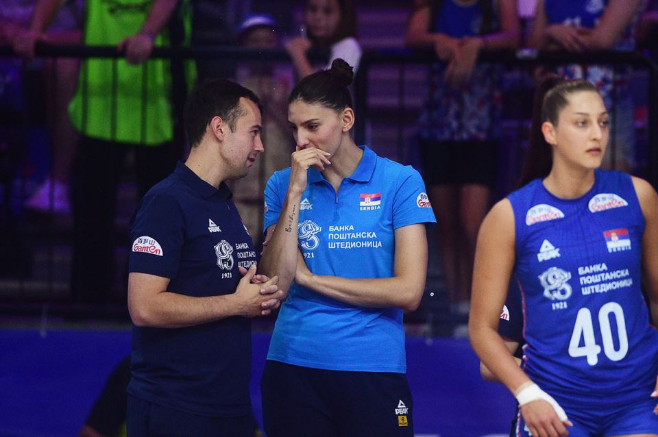 Srbija Francuska odbojka (1).jpg