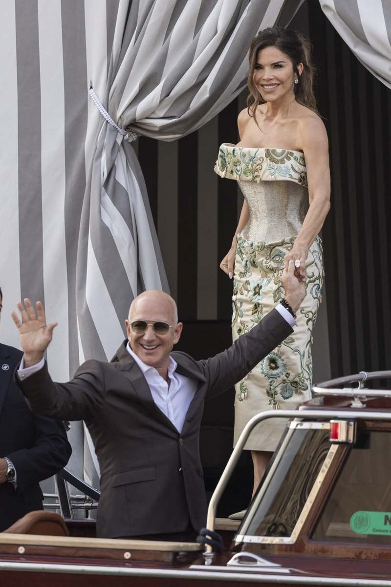 Loren Sančez i Džef Bezos 2.jpg
