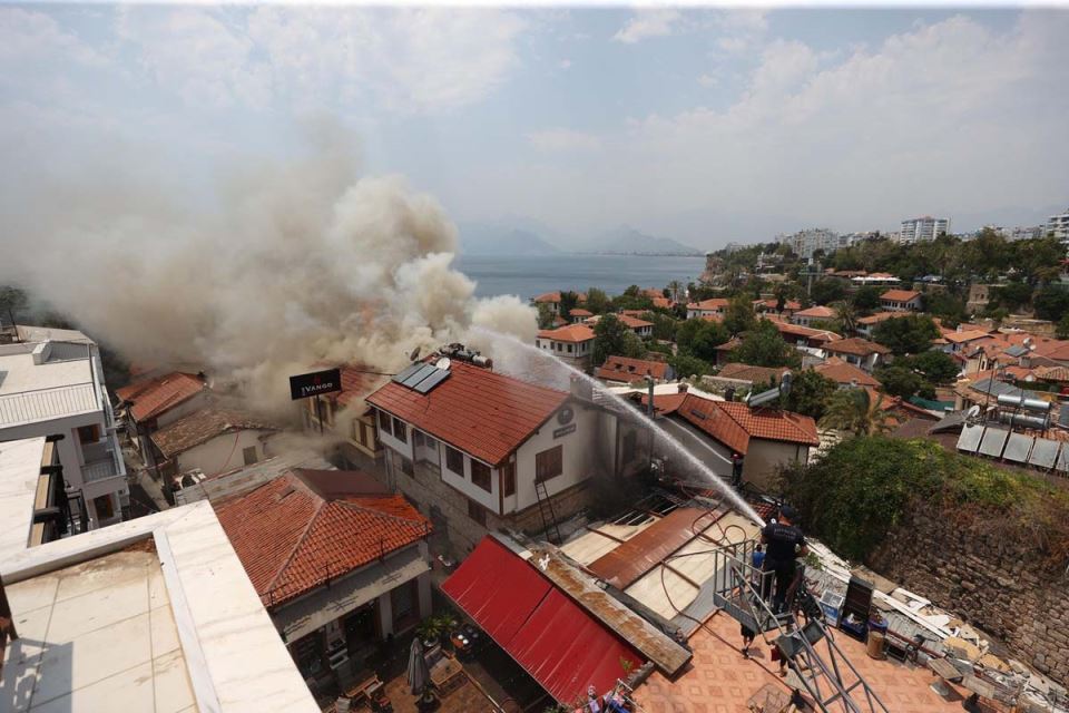 Požar u hotelu u Antaliji 1.jpg