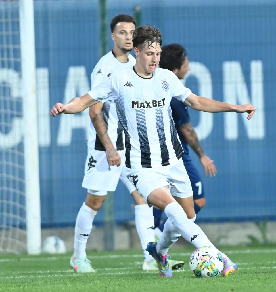 Ognjen Ugrešić na prijateljskoj utakmici Partizan Rodina