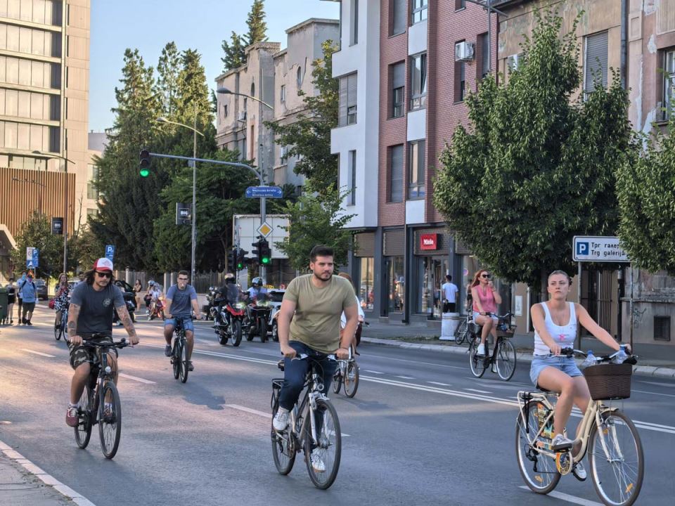 Blokada Novi Sad 1.jpg