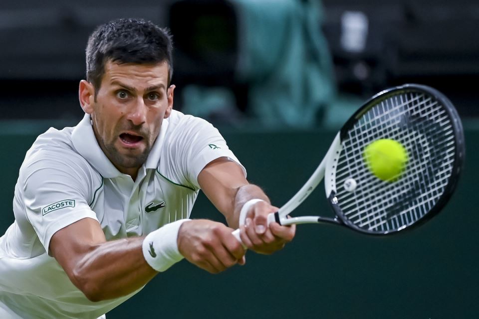 Novak Đoković na Vimbldonu 2022. protiv Tim van Rajthovena