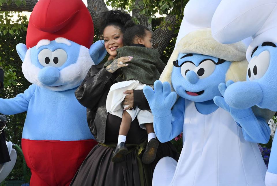 Rijana sa sinovima (1).jpg