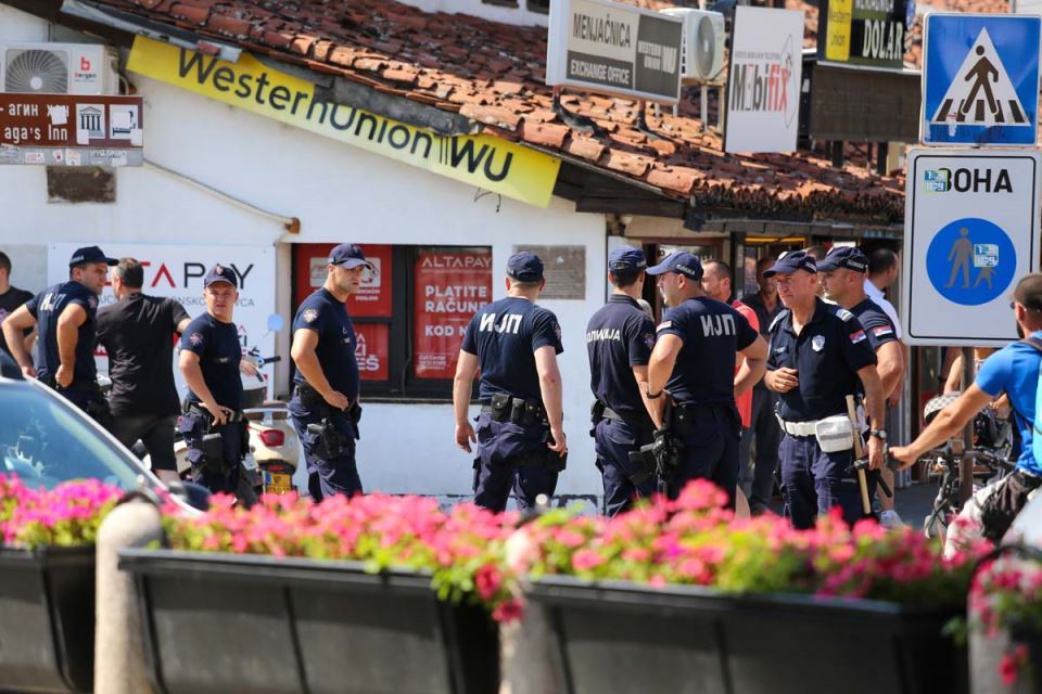 Policija u Novom Pazaru 1.jpg