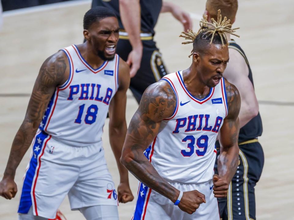 Šejk Milton i Dvajt Hauard u dresu Filadelfije