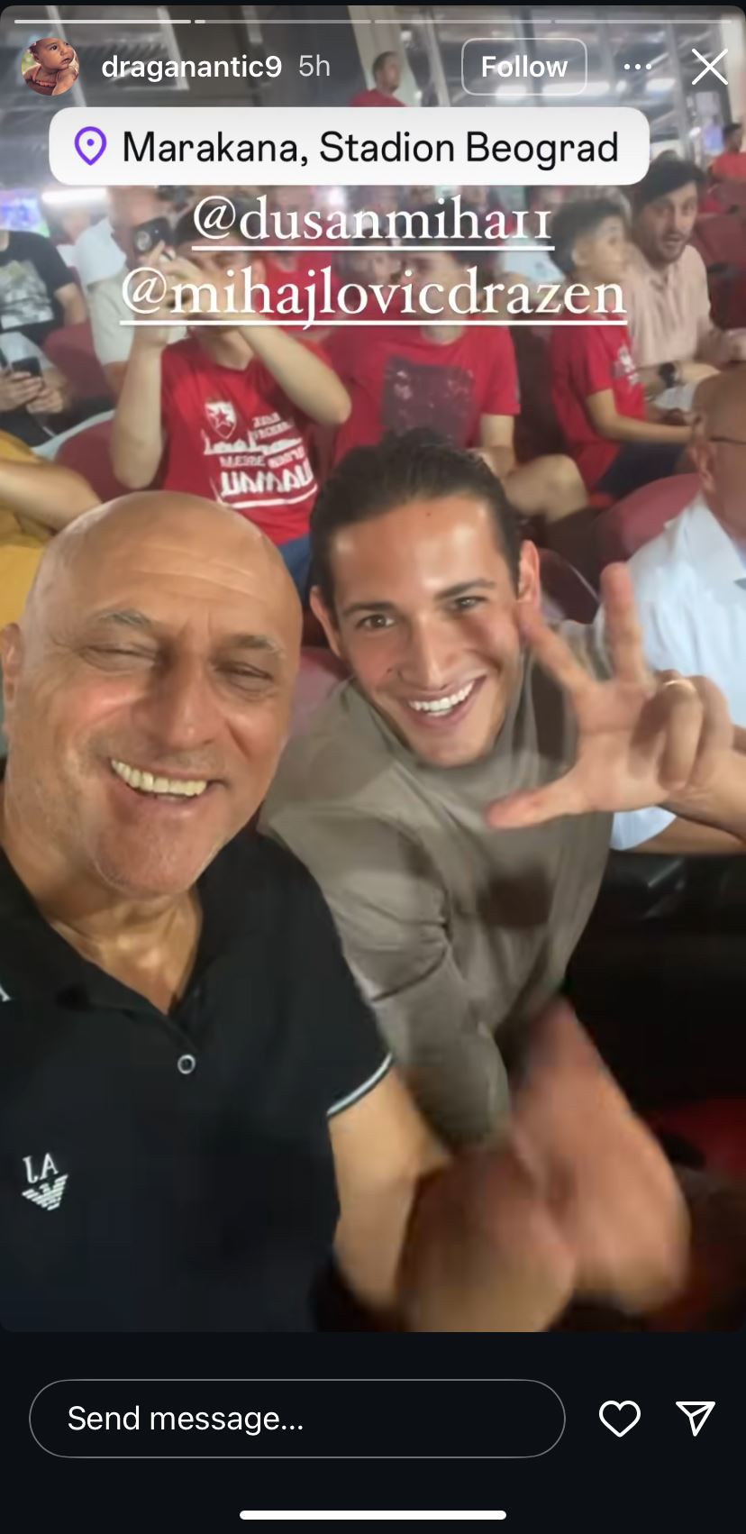 Dušan Mihajlović gleda meč sa Reckom.