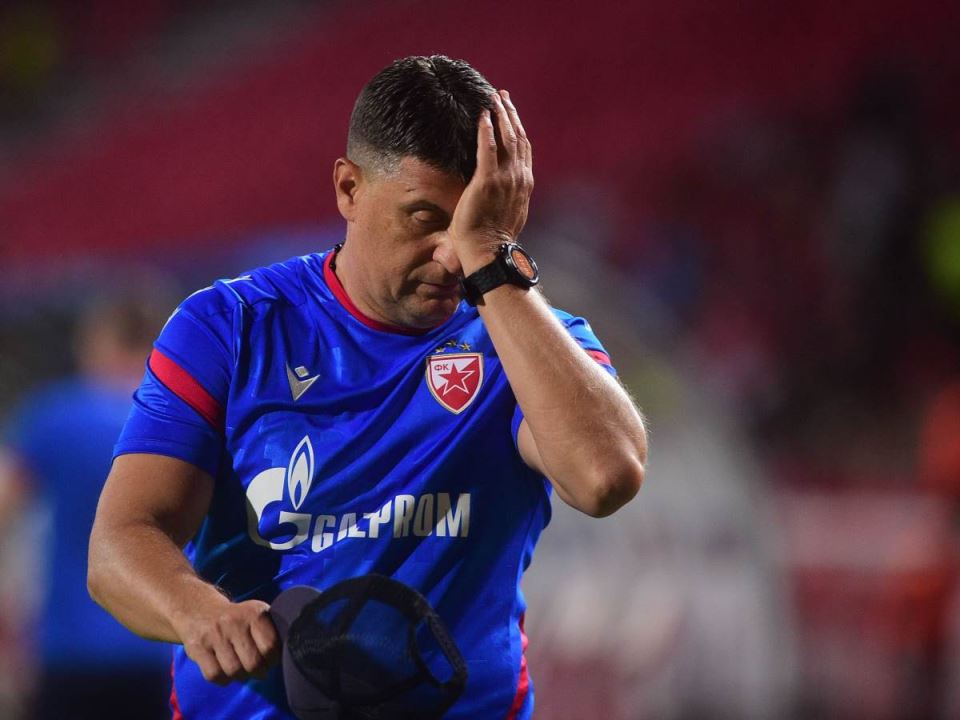 Trener fudbalera Crvene zvezde Vladan Milojević.