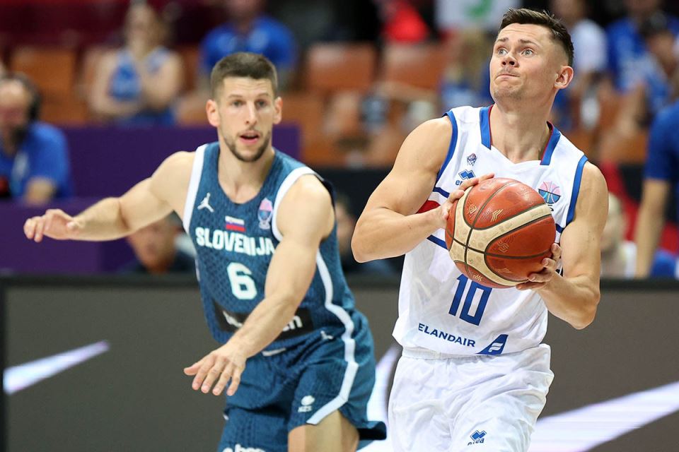 Slovenija Island (1).jpg