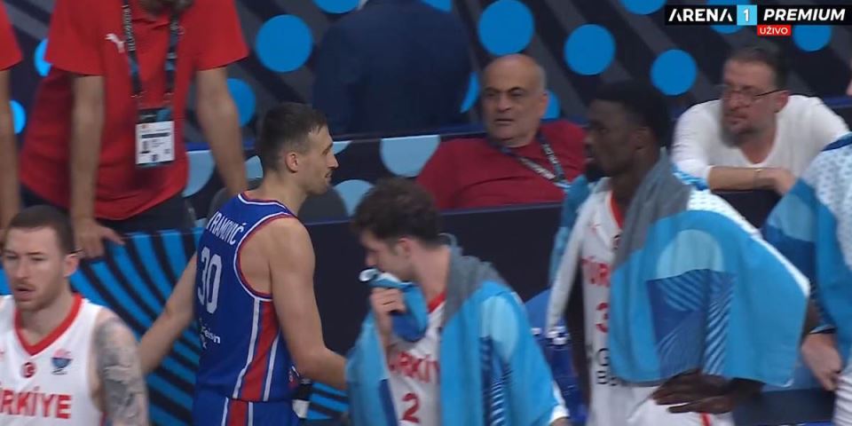 Aleksa Avramović se povredio na Eurobasketu