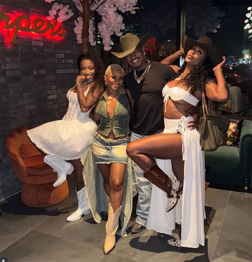 Ne Yo i devojke (6).jpg