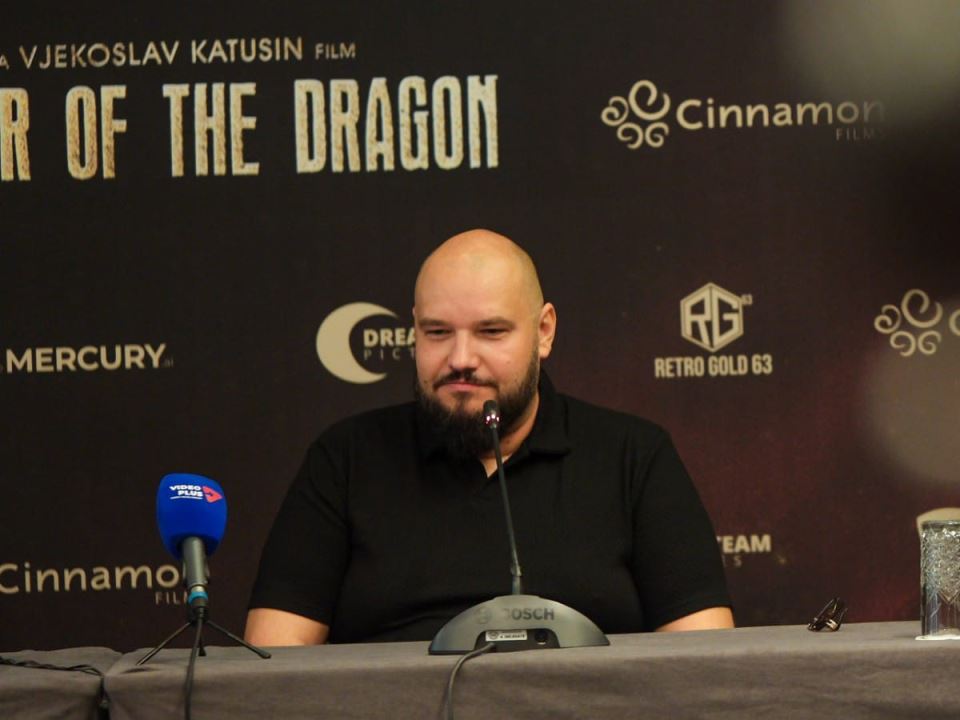 Stiven Sigal konferencija Order of the dragon 1.jpeg
