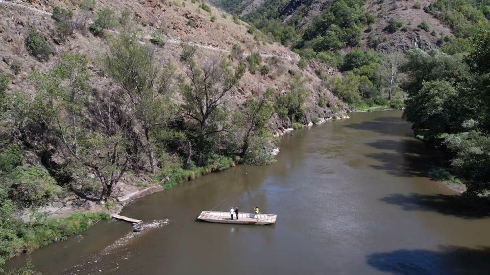 Nikola je Kolumbijac srpskog porekla i radi kao skeledžija na Ibru (2).jpg
