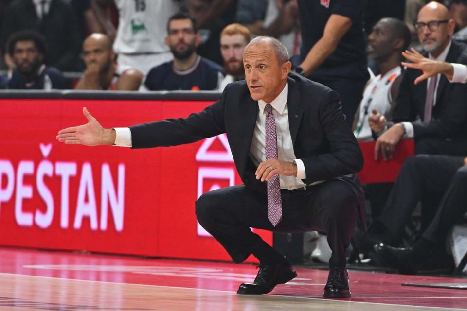 Etore Mesina na Zvezda Armani