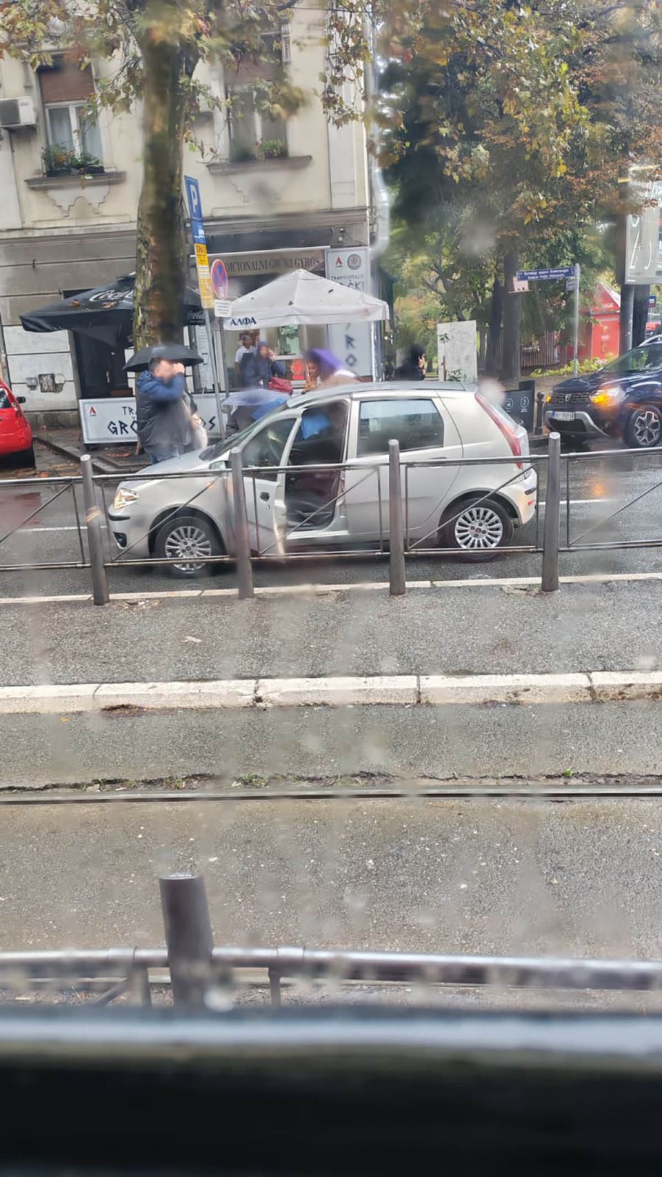 Saobraćajna nesreća na Bulevaru (2).jpg