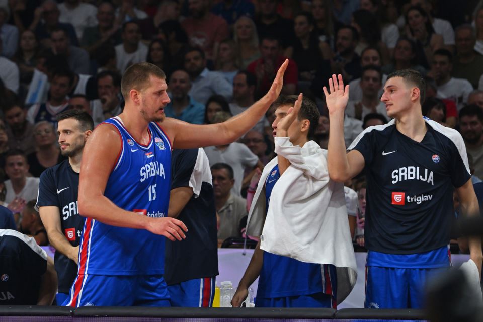 Nikola Jokić i Nikola Jović u dresu Srbije