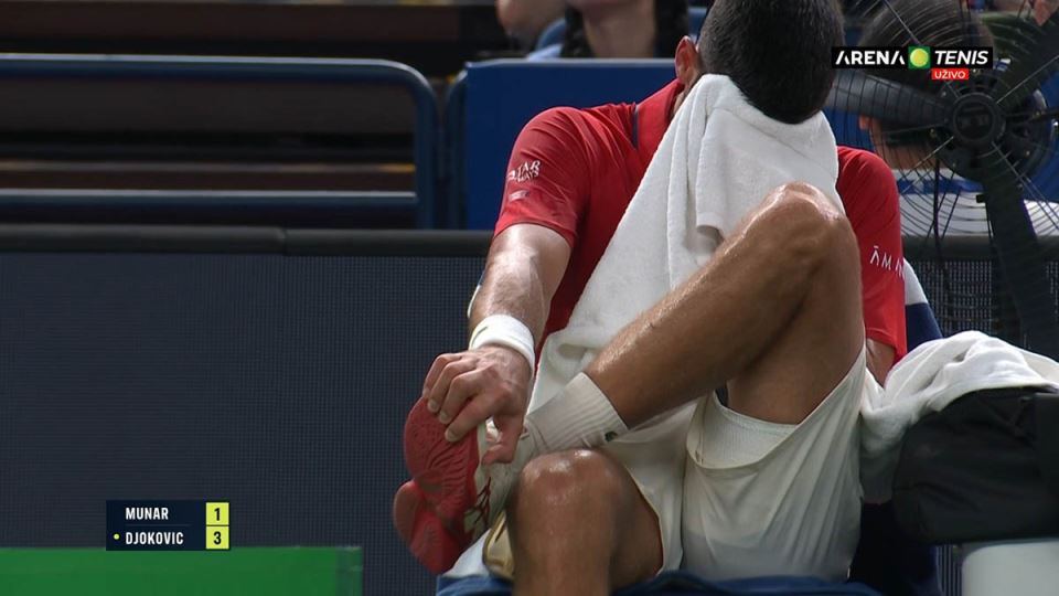 Novak Ðoković povreda 7.jpg
