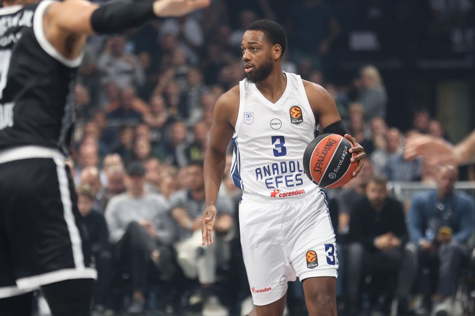 Partizan - Efes  (1).JPG